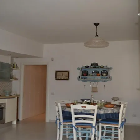 Large And Bright 6-bed With Parking In San Foca Torre dell'Orso