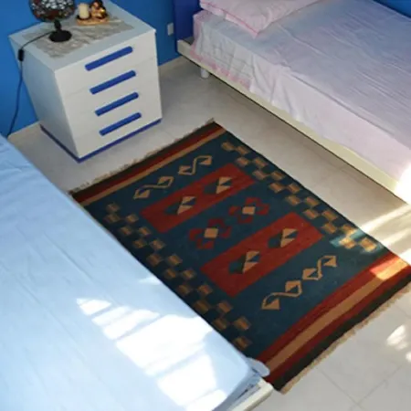Large And Bright 6-bed With Parking In San Foca